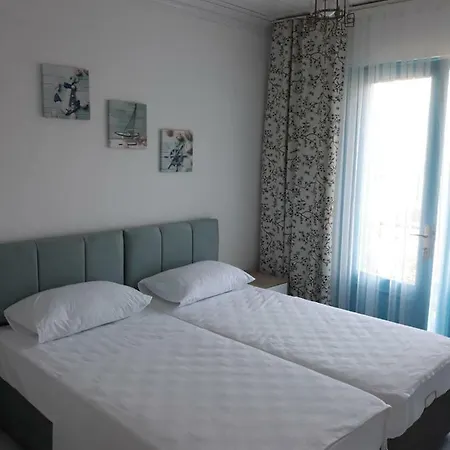 Mavi Melek Selimiye Проживание в семье *